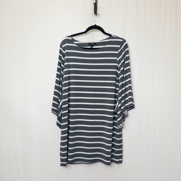 Alfani Dresses & Skirts - Alfani Kimono style dress